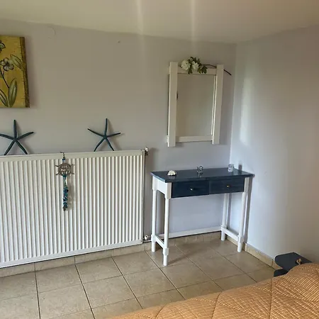 Apartment Tiny Comfort House