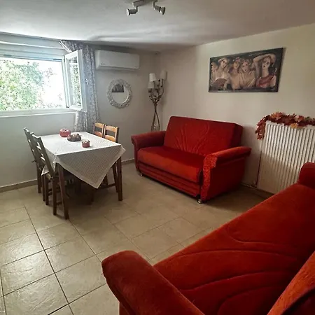 Tiny Comfort House * Kastro-Kyllini